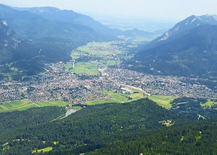 Am Kurpark -wohnung 3,150qm- Mit Lift * Garmisch-Partenkirchen